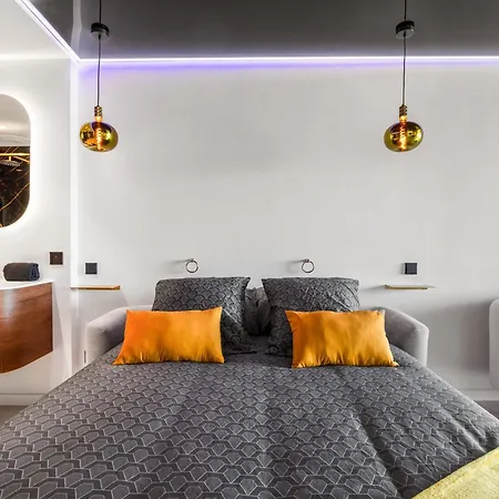 Mayhem Premium With Terrace Heliopolis E אגדה