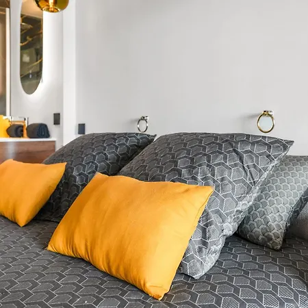 Mayhem Premium With Terrace Heliopolis E *